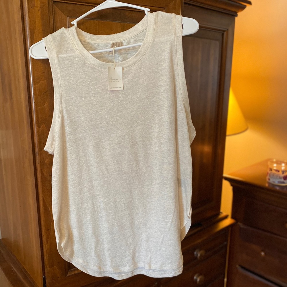 NWT Banana Republic ivory with gold shimmer